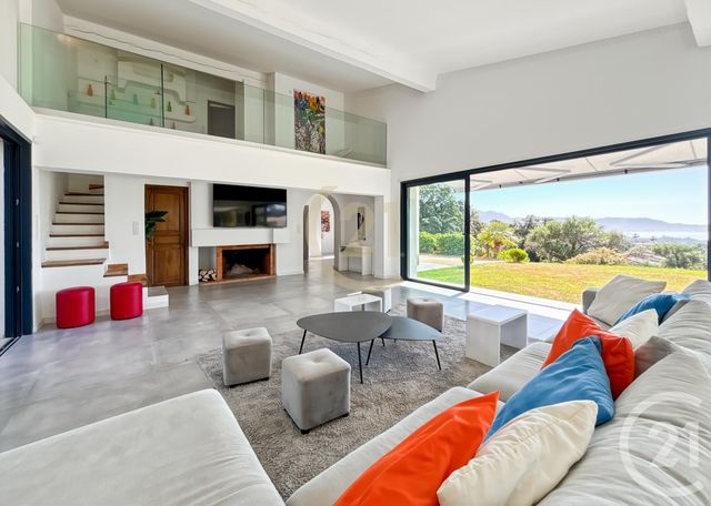 Maison &agrave; vendre - 7 pi&egrave;ces - 378 m2 - Lumio - 202 - CORSE