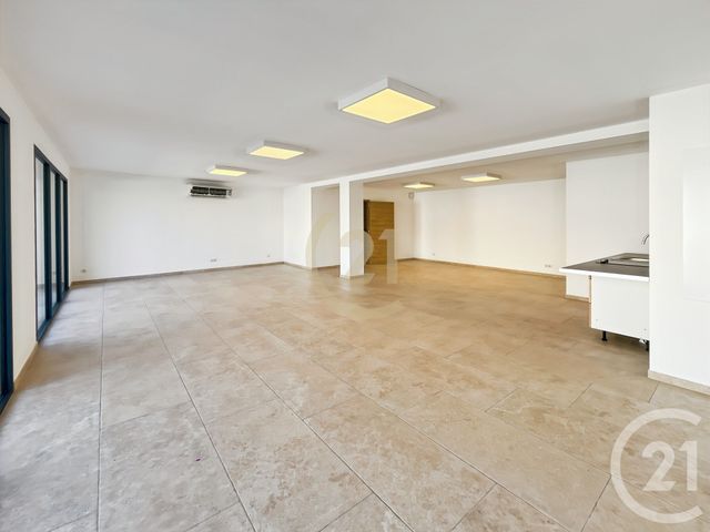 Entreprise &agrave; louer - 69,79 m2 - 202 - CORSE
