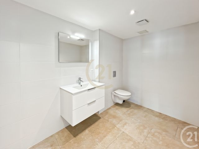 Entreprise &agrave; louer - 69,79 m2 - 202 - CORSE