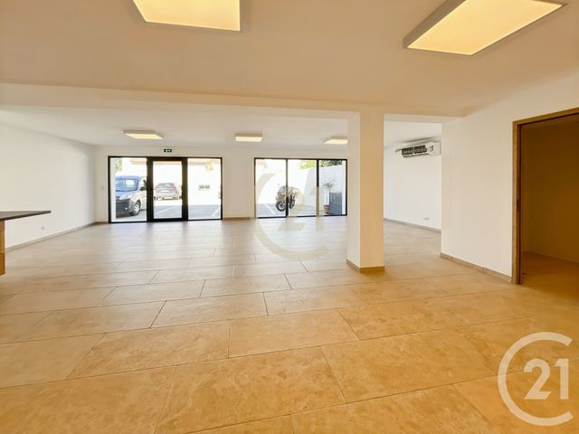 Entreprise &agrave; louer - 69,79 m2 - 202 - CORSE