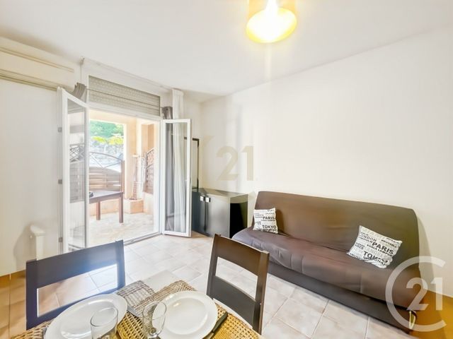 Appartement T3 &agrave; louer - 3 pi&egrave;ces - 40,38 m2 - St Florent - 202 - CORSE
