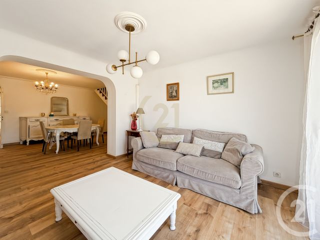 Appartement T3 &agrave; louer - 3 pi&egrave;ces - 91,35 m2 - St Florent - 202 - CORSE