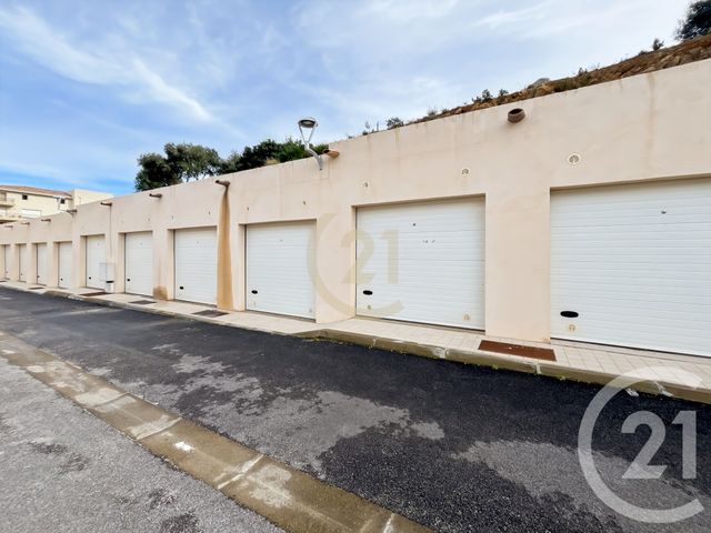 parking - L ILE ROUSSE - 202