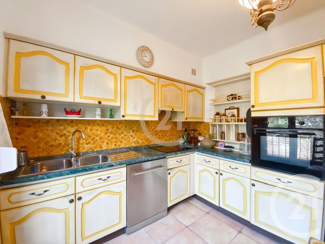 Appartement T6 &agrave; louer - 6 pi&egrave;ces - 143,40 m2 - Ville Di Pietrabugno - 202 - CORSE