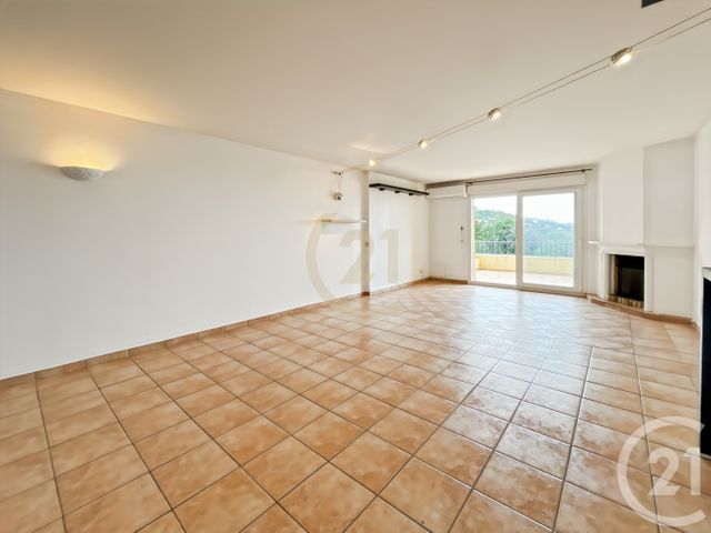 Appartement T3 &agrave; louer - 3 pi&egrave;ces - 79,33 m2 - L Ile Rousse - 202 - CORSE