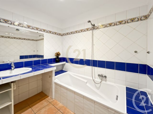 Appartement T3 &agrave; louer - 3 pi&egrave;ces - 79,33 m2 - L Ile Rousse - 202 - CORSE