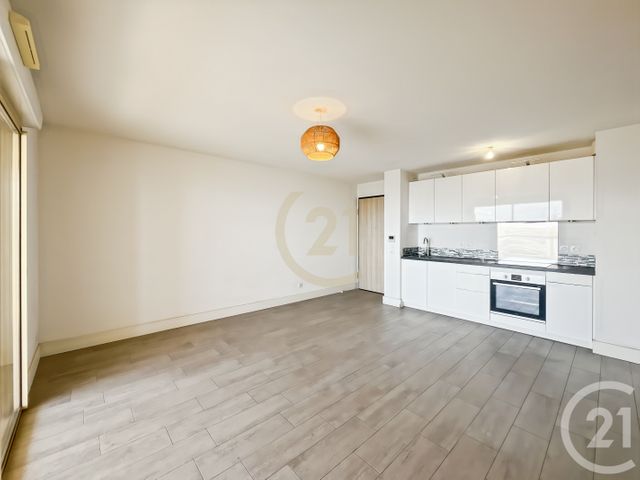 Appartement T2 &agrave; louer - 2 pi&egrave;ces - 44,82 m2 - Bastia - 202 - CORSE