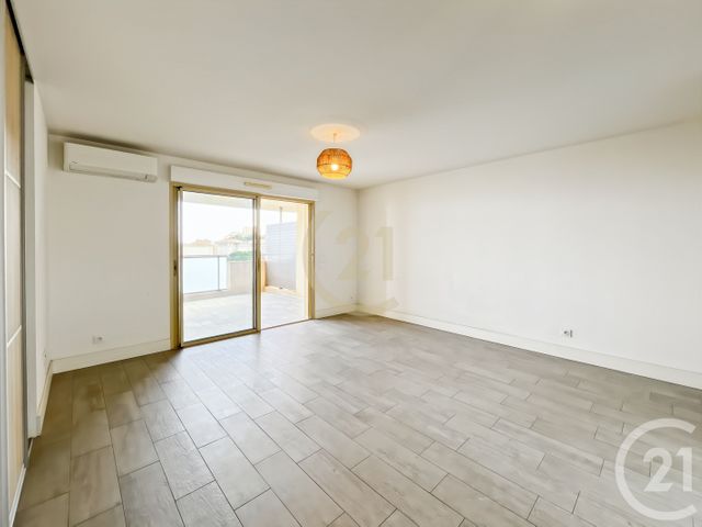 Appartement T2 &agrave; louer - 2 pi&egrave;ces - 44,82 m2 - Bastia - 202 - CORSE