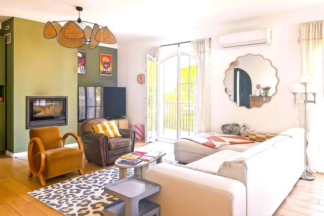 Appartement T3 &agrave; vendre - 3 pi&egrave;ces - 121,35 m2 - Calvi - 202 - CORSE