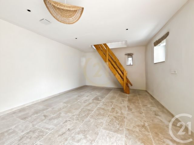 Maison &agrave; louer - 3 pi&egrave;ces - 69,34 m2 - Calenzana - 202 - CORSE