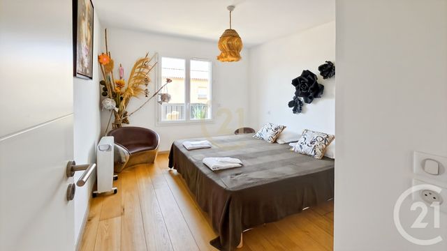 Appartement T2 &agrave; louer - 2 pi&egrave;ces - 42,13 m2 - St Florent - 202 - CORSE