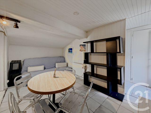 Appartement T1 &agrave; louer - 1 pi&egrave;ce - 24,20 m2 - Bastia - 202 - CORSE