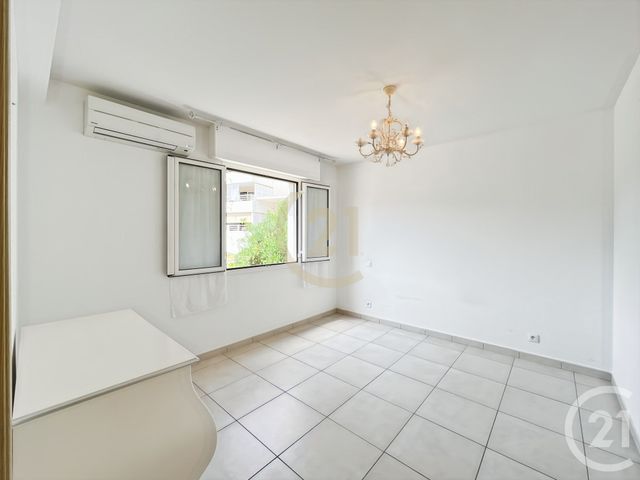 Appartement T3 &agrave; louer - 3 pi&egrave;ces - 69 m2 - L Ile Rousse - 202 - CORSE