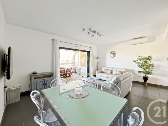 Appartement T2 &agrave; louer - 2 pi&egrave;ces - 52,64 m2 - St Florent - 202 - CORSE