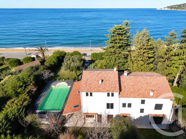Maison &agrave; vendre - 12 pi&egrave;ces - 420 m2 - St Florent - 202 - CORSE