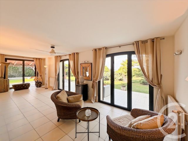 Maison &agrave; vendre - 12 pi&egrave;ces - 420 m2 - St Florent - 202 - CORSE