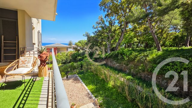 Appartement T2 &agrave; vendre - 2 pi&egrave;ces - 55,14 m2 - Brando - 202 - CORSE