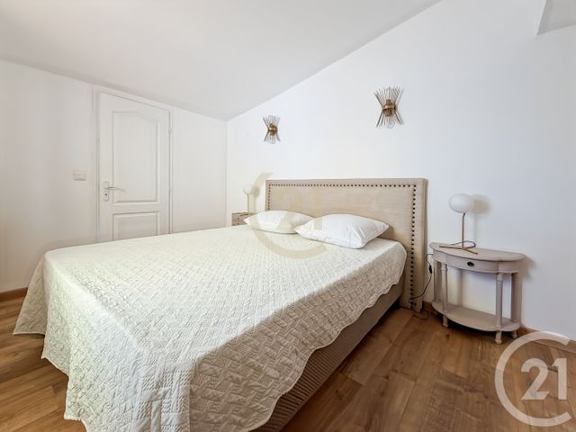 Appartement T3 &agrave; louer - 3 pi&egrave;ces - 91,35 m2 - St Florent - 202 - CORSE