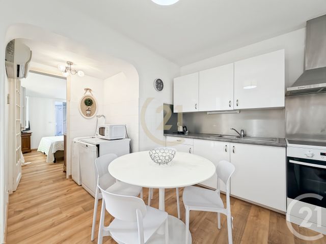 Appartement T3 &agrave; louer - 3 pi&egrave;ces - 91,35 m2 - St Florent - 202 - CORSE