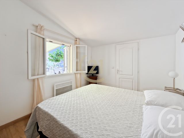 Appartement T3 &agrave; louer - 3 pi&egrave;ces - 91,35 m2 - St Florent - 202 - CORSE