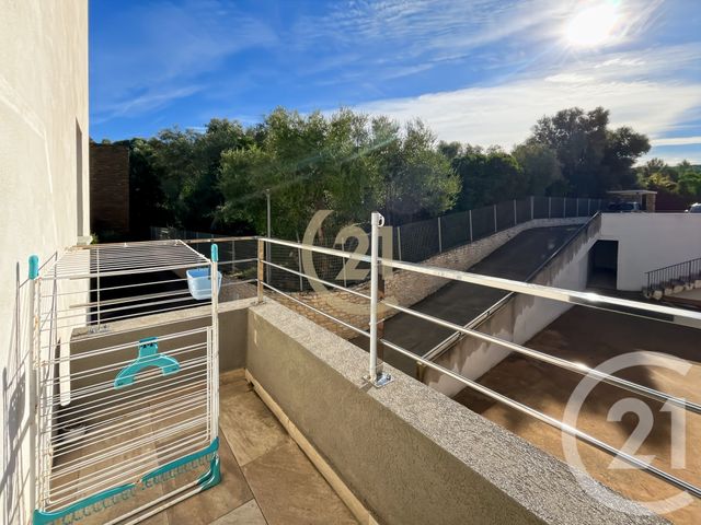 Appartement T2 &agrave; louer - 2 pi&egrave;ces - 52,64 m2 - St Florent - 202 - CORSE