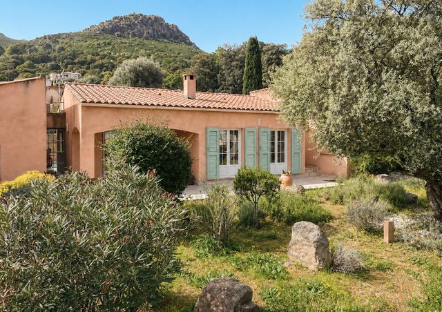 Maison &agrave; vendre - 7 pi&egrave;ces - 156,50 m2 - Calenzana - 202 - CORSE