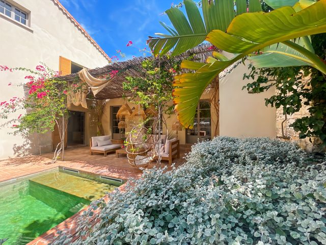 Maison &agrave; vendre - 7 pi&egrave;ces - 285,47 m2 - St Florent - 202 - CORSE