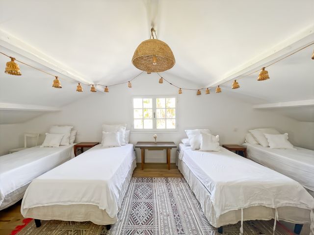Maison &agrave; vendre - 7 pi&egrave;ces - 285,47 m2 - St Florent - 202 - CORSE